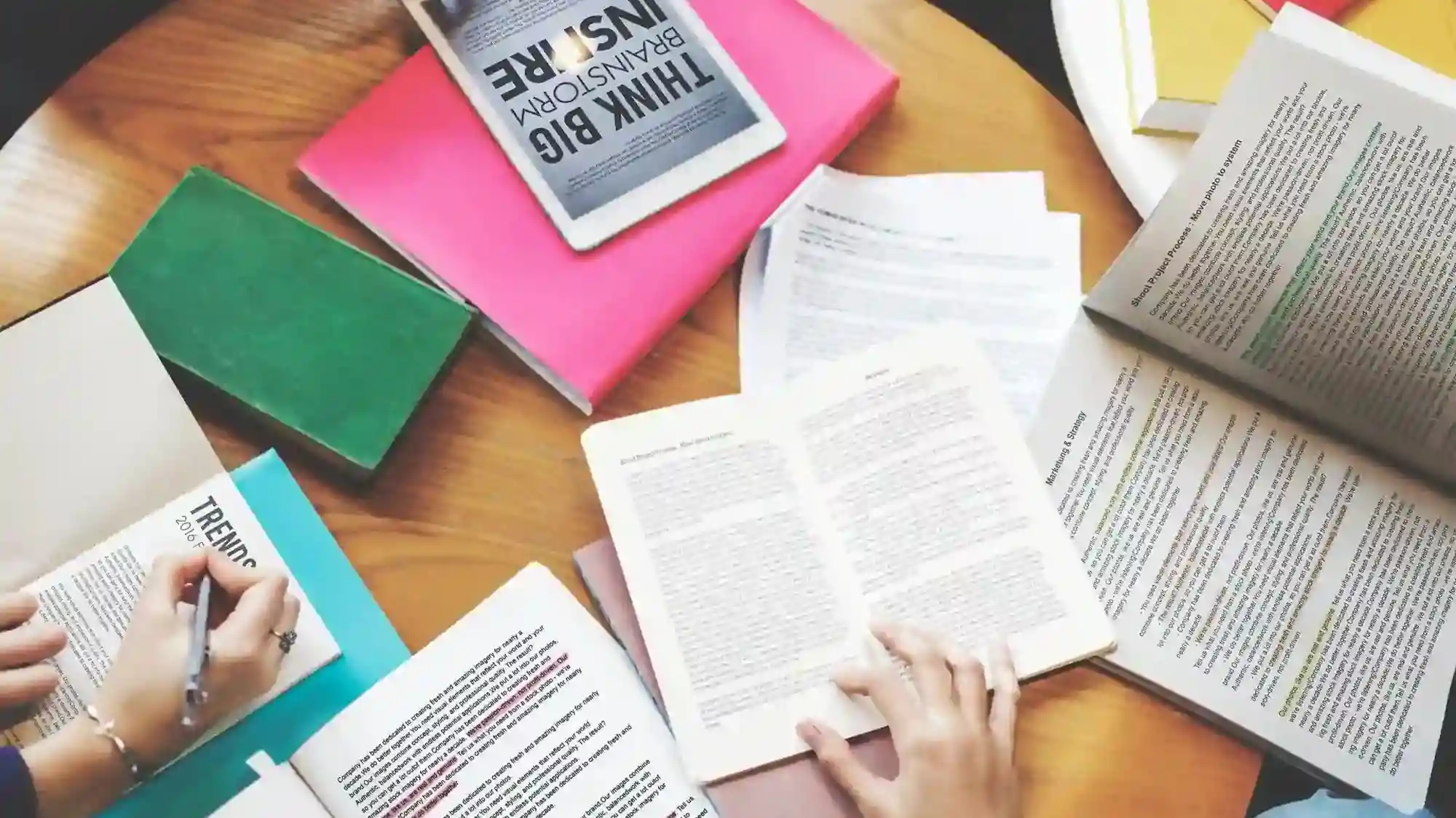 How to Write a Dissertation Literature Review: A Comprehensive Guide